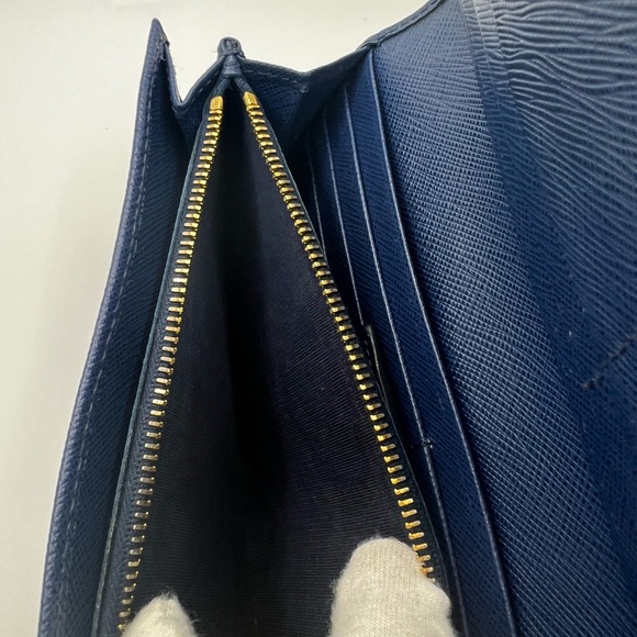 GUC Prada Navy Saffiano Long Wallet with Box - Picture 8 of 11